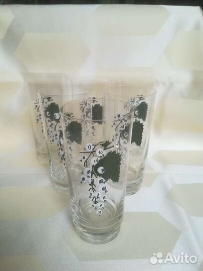 Набор стаканов
