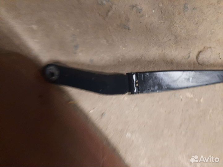 Поводок дворника стеклоочистителя Honda Ridgeline