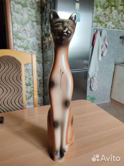 Статуэтка- копилка