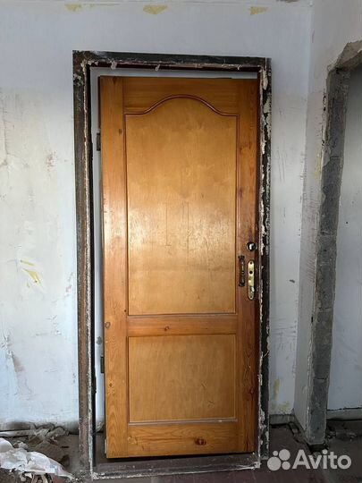 Металлическая дверь бу 860 2050