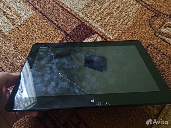 Планшет на windows Asus ME400C