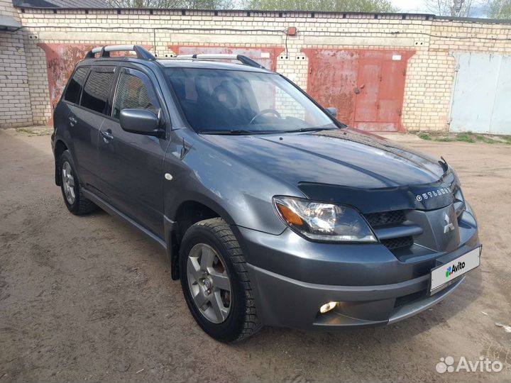 Mitsubishi Outlander 2.4 AT, 2002, 163 000 км