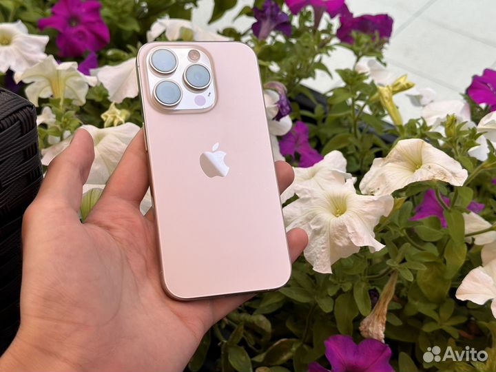 iPhone 15 Pro, 128 ГБ