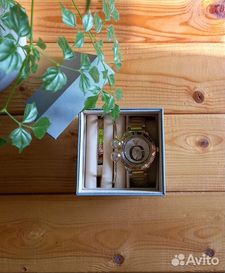 Три аксессуара Pandora в коробке