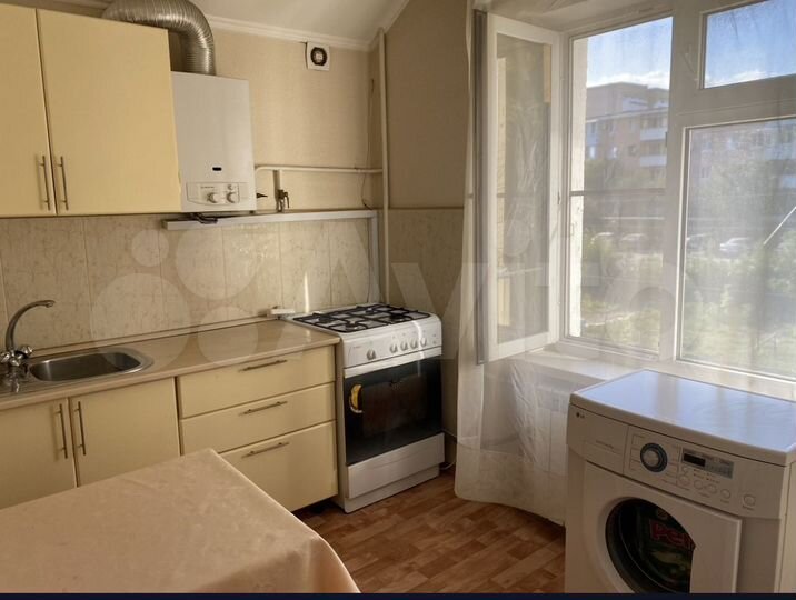 2-к. квартира, 44 м², 3/5 эт.