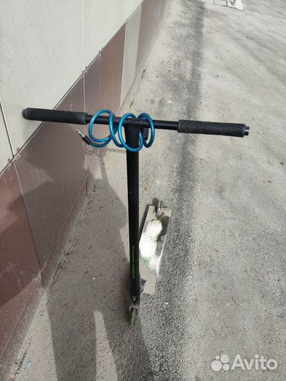 Трюковой самокат tech team freak