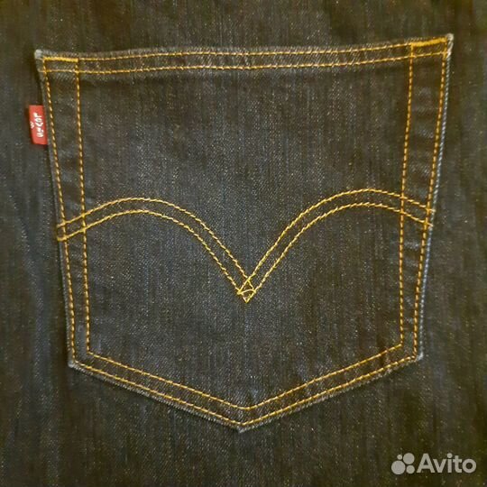 Джинсы Levi's