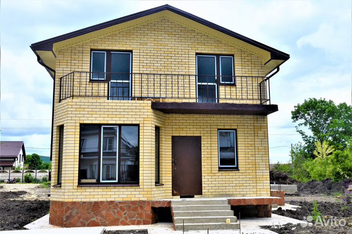 Дом у Чёрного моря с Садом