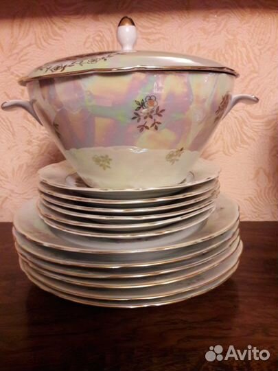 Столовый сервиз 