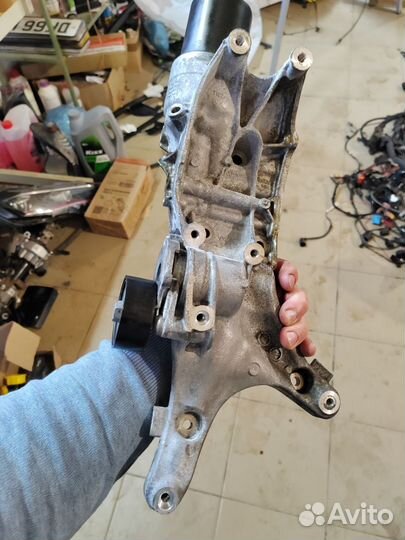 Кронштейн генератора 1.8/2.0 tsi gen3