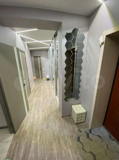 2-к. квартира, 60 м², 4/5 эт.