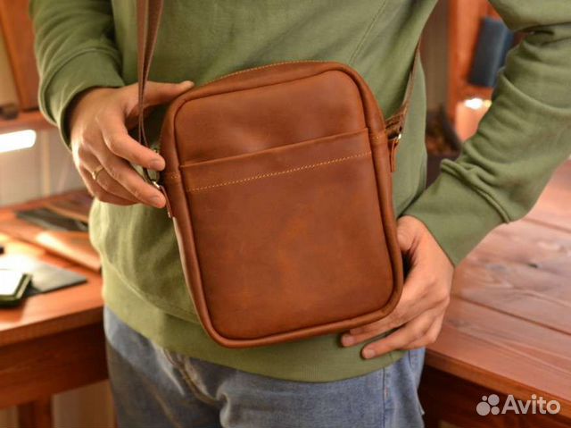 Мужская кожаная сумка через плечо