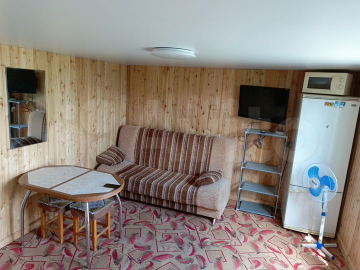 Дом 40 м² на участке 8 сот.