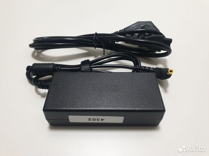 Блок питания для Asus 19V 3.42A 65W 5,5 x 2,5 mm