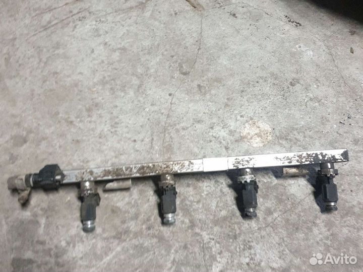 Форсунка топливная рампа чери тигго т11 2.4