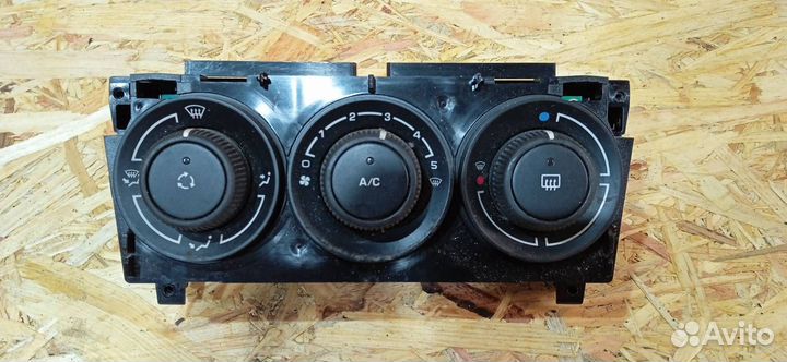 Блок управления печки/климат-контроля Peugeot 3008