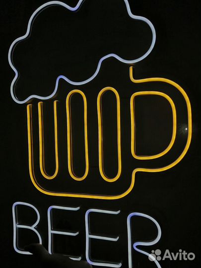 Неоновая вывеска