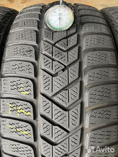 Pirelli Winter Sottozero 3 225/40 R18