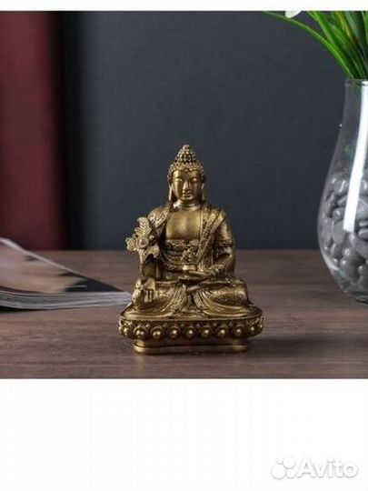Фигурка Будды
