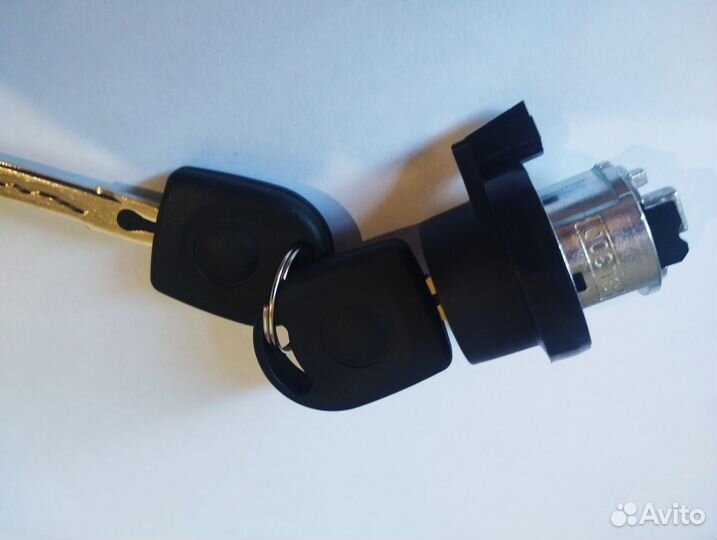 Личинка замка зажигания volkswagen polo