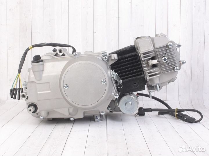 Двигатель YX125 электростартер на питбайк (новый)