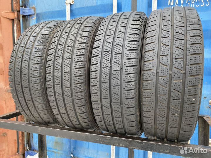 Pirelli Carrier Winter 215/65 R16C 109R