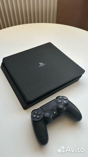 Sony ps4 slim