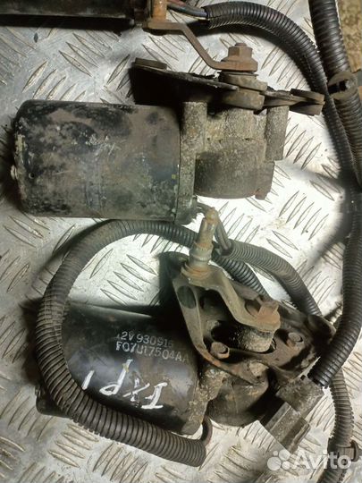 Моторчик стеклоочистителя Ford Explorer 1