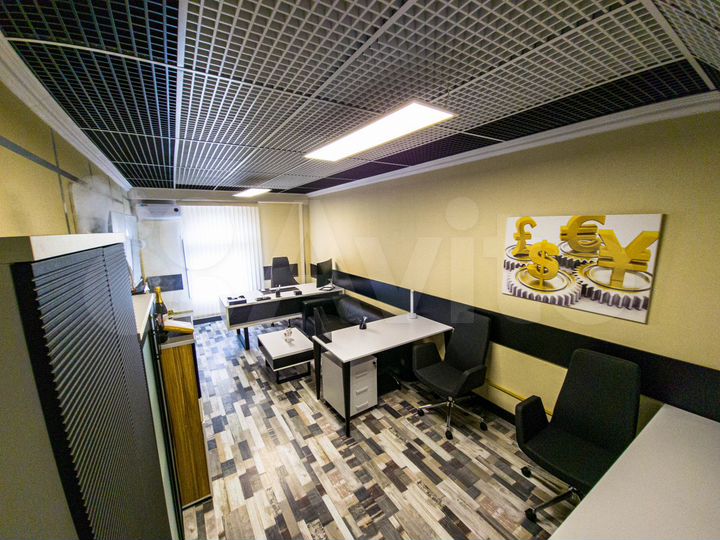 Офис с мебелью и техникой, 26 м²