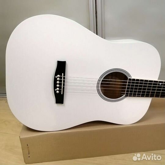 Гитара новая акустическая с широким грифом