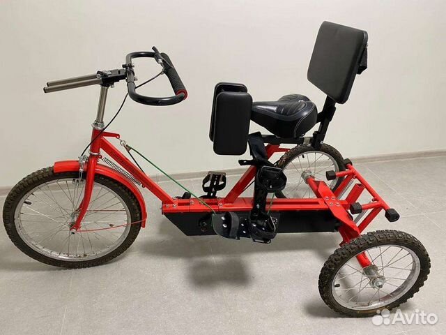 Трехколесный велосипед и велотренажёр