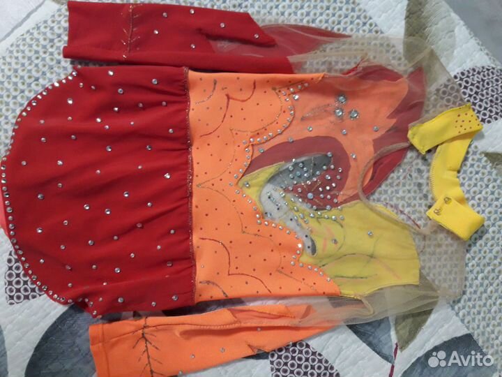 Купальник для художественной гимнастики на 3-4 год