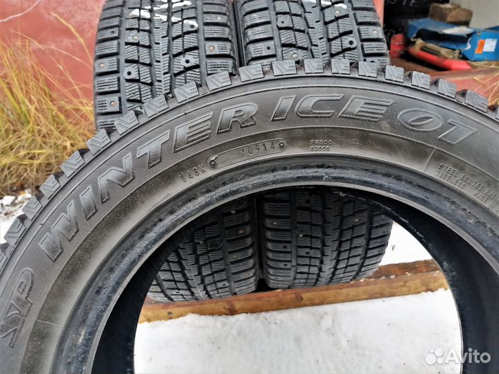Dunlop SP Winter Ice 01 205/55 R16 94T