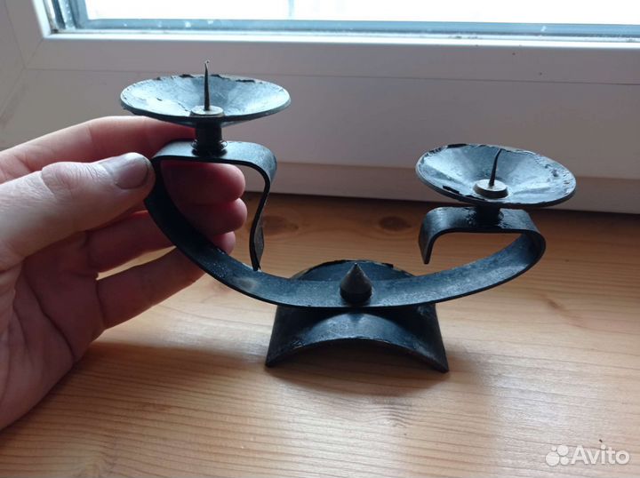 Подсвечник- бронза