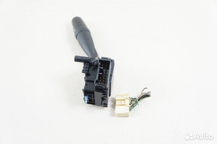 Блок подрулевых переключателей Toyota Succeed