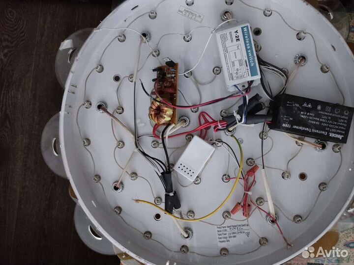 Люстра на запчасти