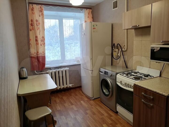 2-к. квартира, 44 м², 1/9 эт.