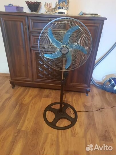 Вентилятор напольный новый
