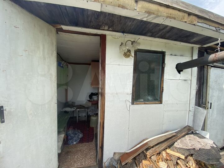 Дача 20 м² на участке 10 сот.