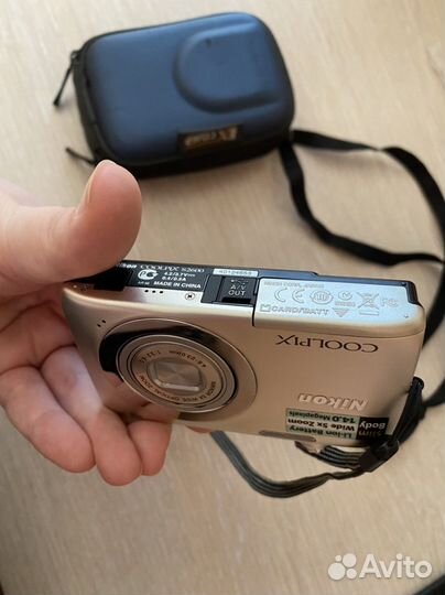 Компактный фотоаппарат Nikon