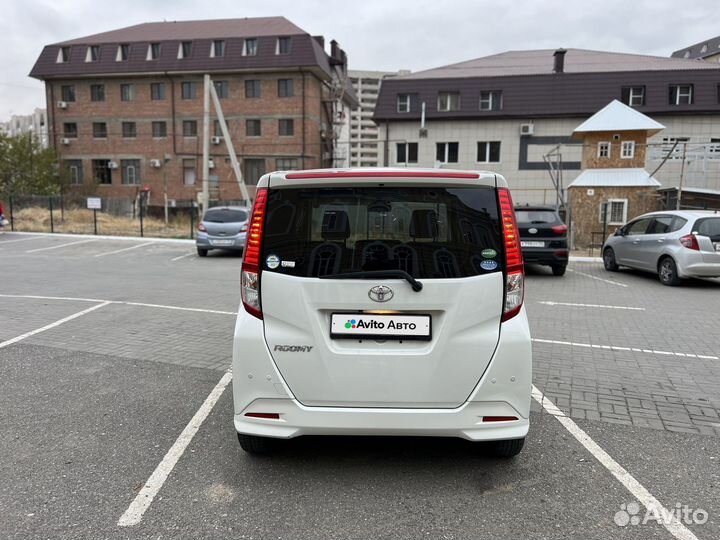 Toyota Roomy 1.0 CVT, 2017, 154 300 км