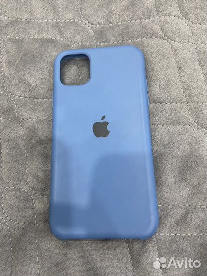 Чехол на iPhone 11