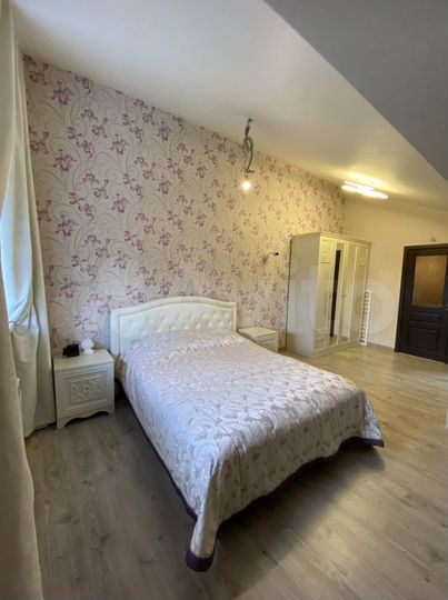 Дом 165 м² на участке 3 сот.