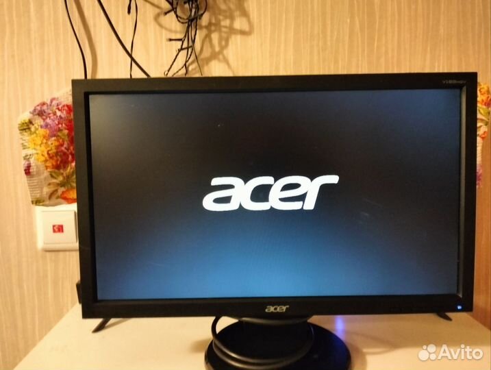 Монитор 18.5 Acer V193HQVb, 1366x768, 75 Гц, TN