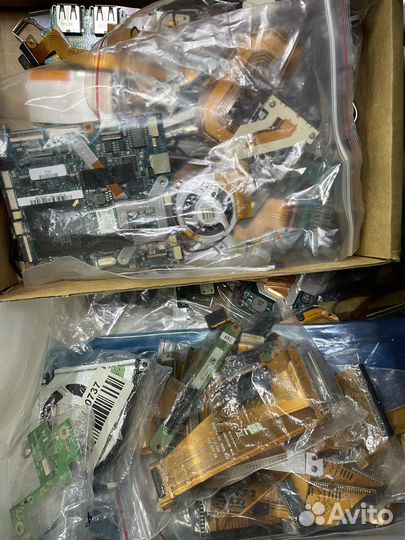 Корпус, корпусные детали для разных ноутбуков