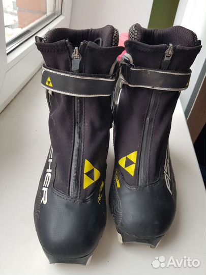 Лыжные ботинки Fischer RC5, 40 размер