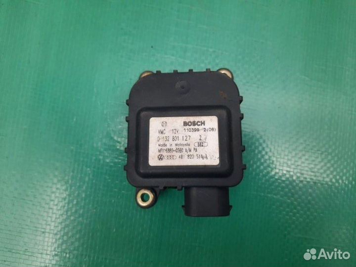 Моторчик заслонки печки Audi A6 C5