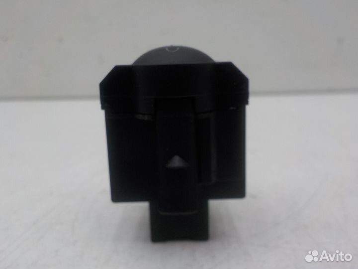 Кнопка Volkswagen Golf VI 2008-2012