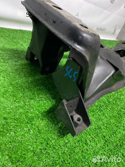 Балка под двигатель Subaru Forester SG5 EJ205 2003