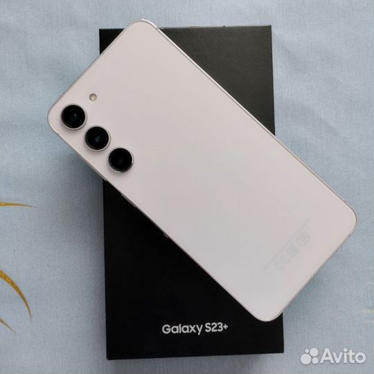 Samsung Galaxy S23+, 8/512 ГБ